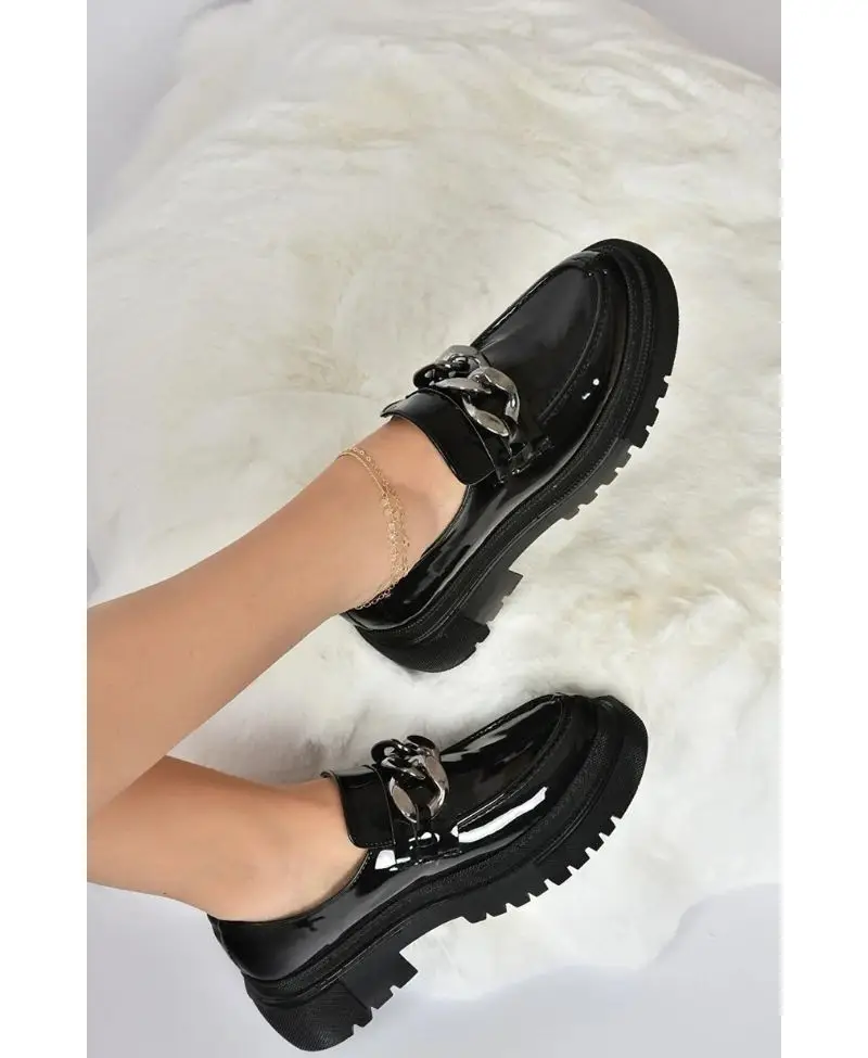 Kadın Siyah Rugan Kalın Tabanlı Günlük Ayakkabı 